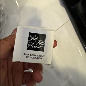 Saks fifth avenue lip moisturizer #6